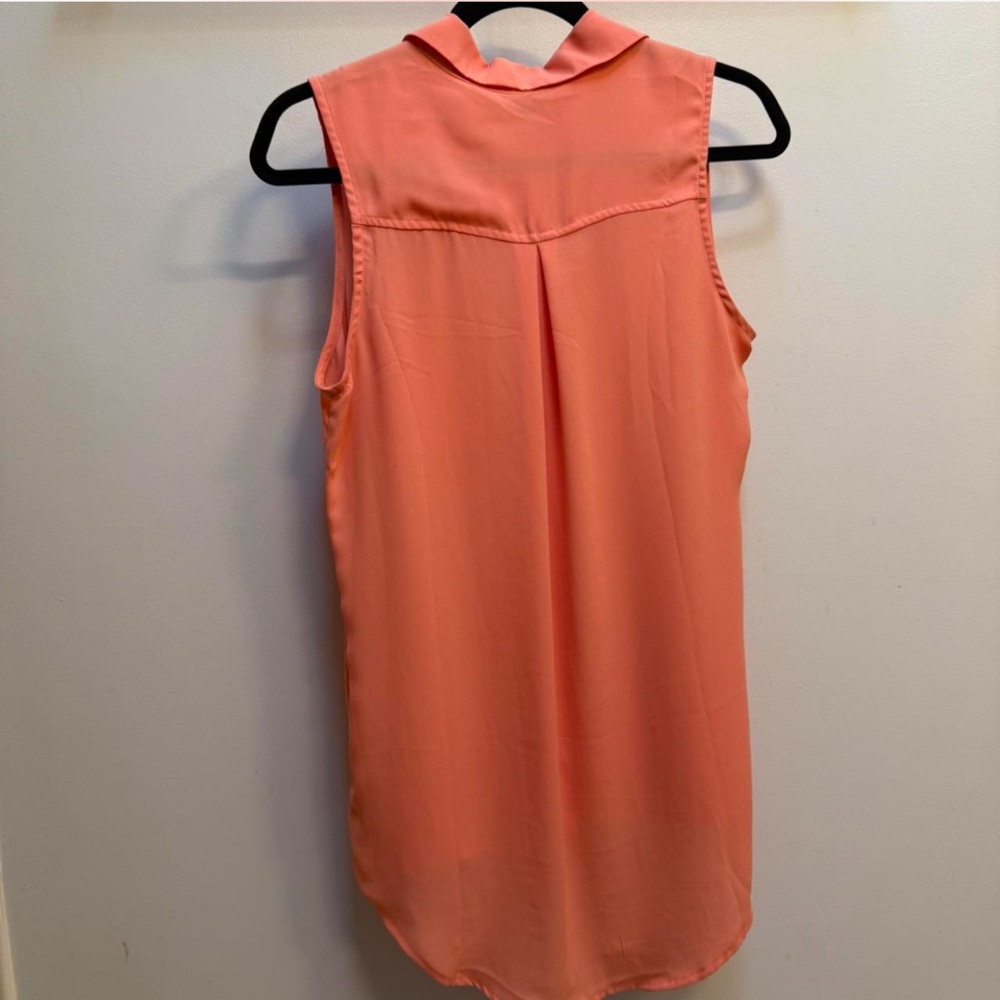 Sleeveless Peach Blouse - Picture 3 of 3